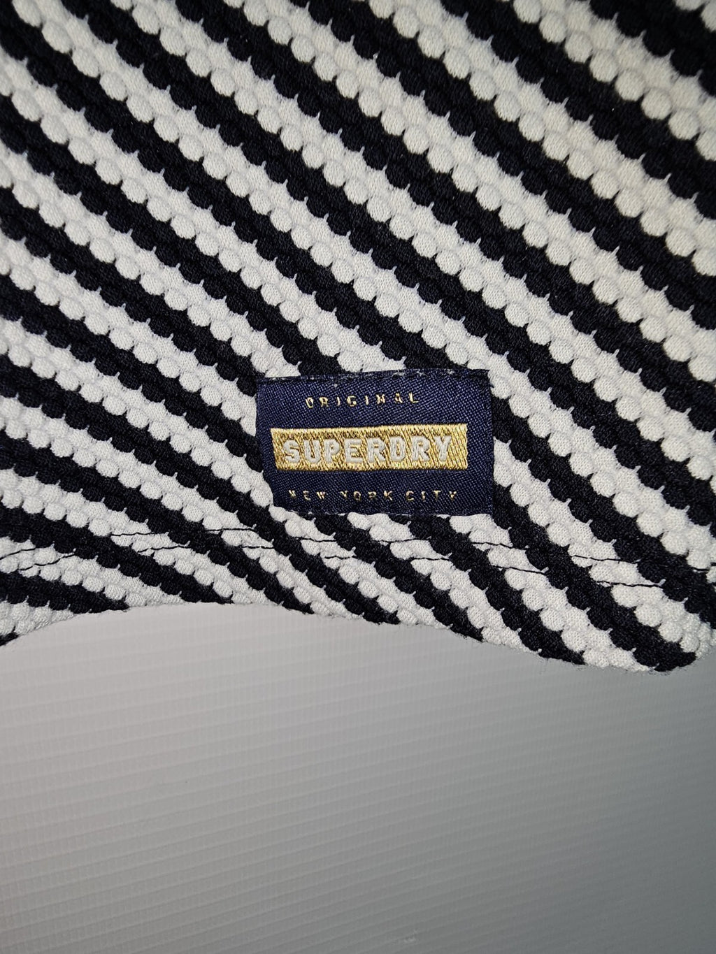 EK6865 Damen Rock von Superdry, Schwarz/weiß, Gr.M1