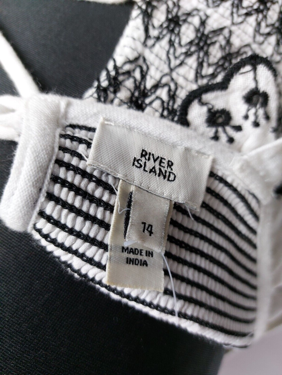 EK4856 Damen Kleid von River Island, weiß-schwarz, Gr.14(XL)10