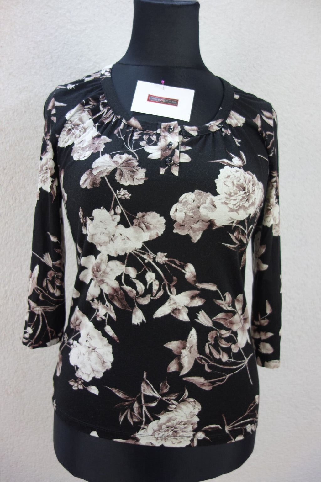 EK0498 Damen Shirt von San Setto, schwarz mit Rosen, Gr. 380