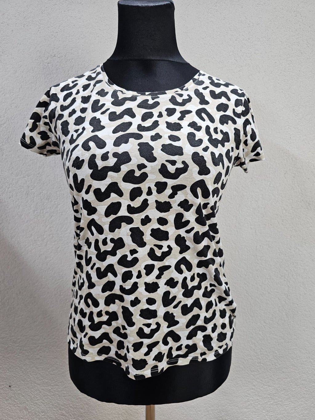 EK5890 Damen T-Shirt von Everme, weiß, beige, schwarz, Gr. M0