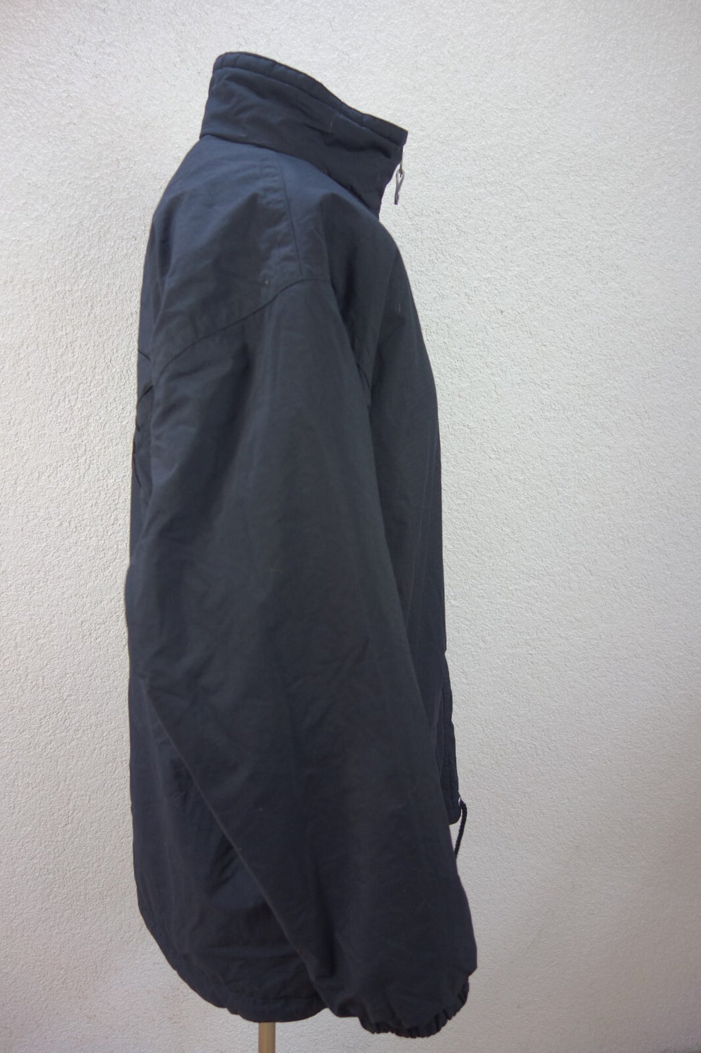 EK4008 Schwarze Winterjacke von Etirel, Gr. L2