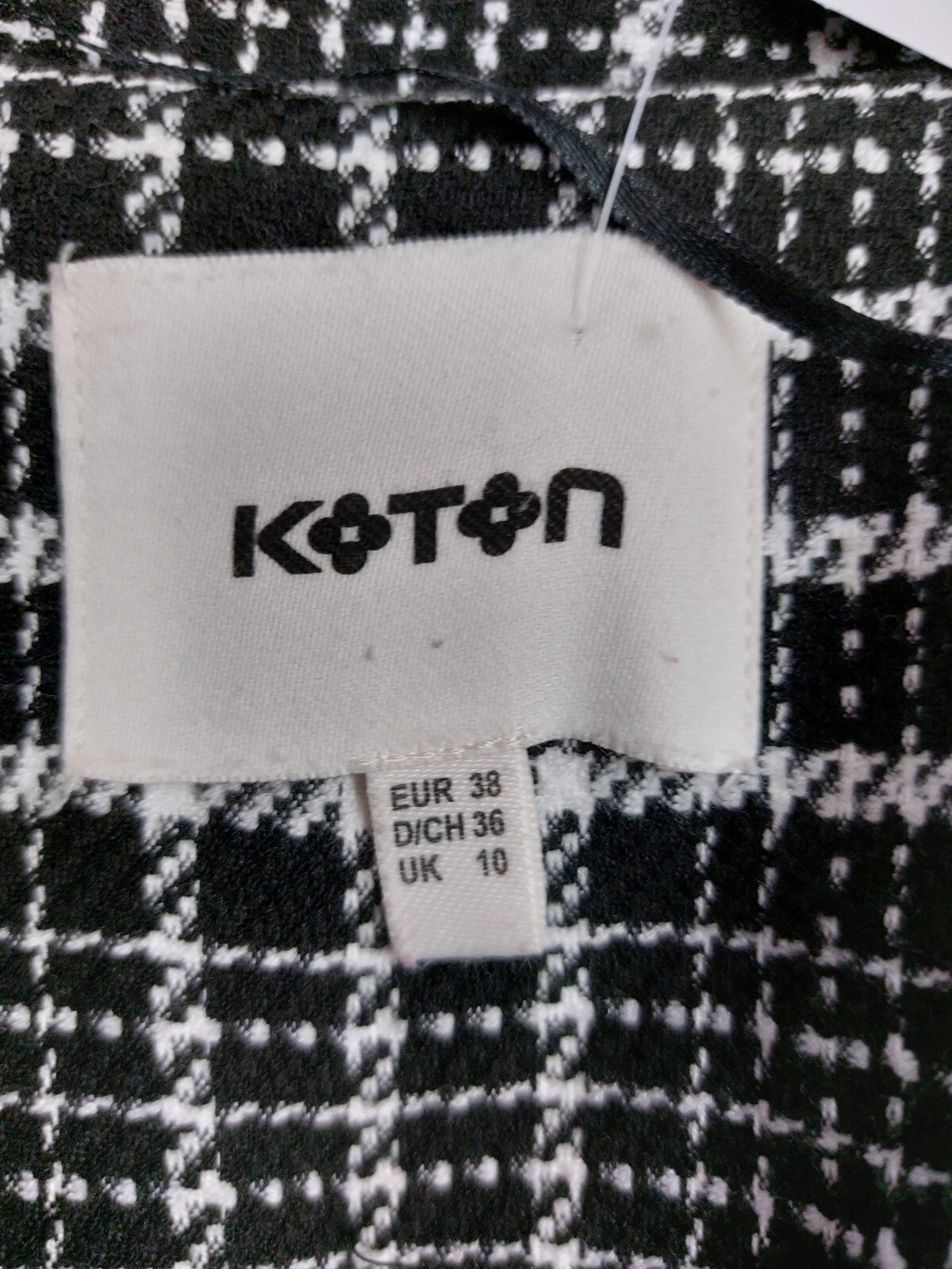 EK3168 Damen Jäckchen von Koton, schwarz/weiß, Gr. 385
