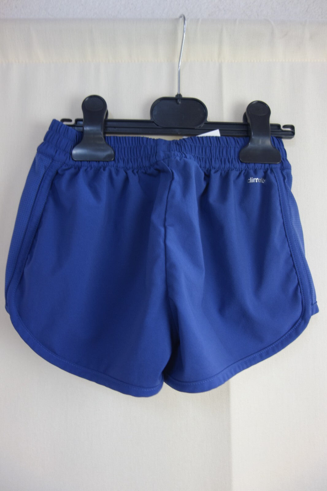 EK3997 Kinder kurze Hose von adidas, blau, Gr. 1283