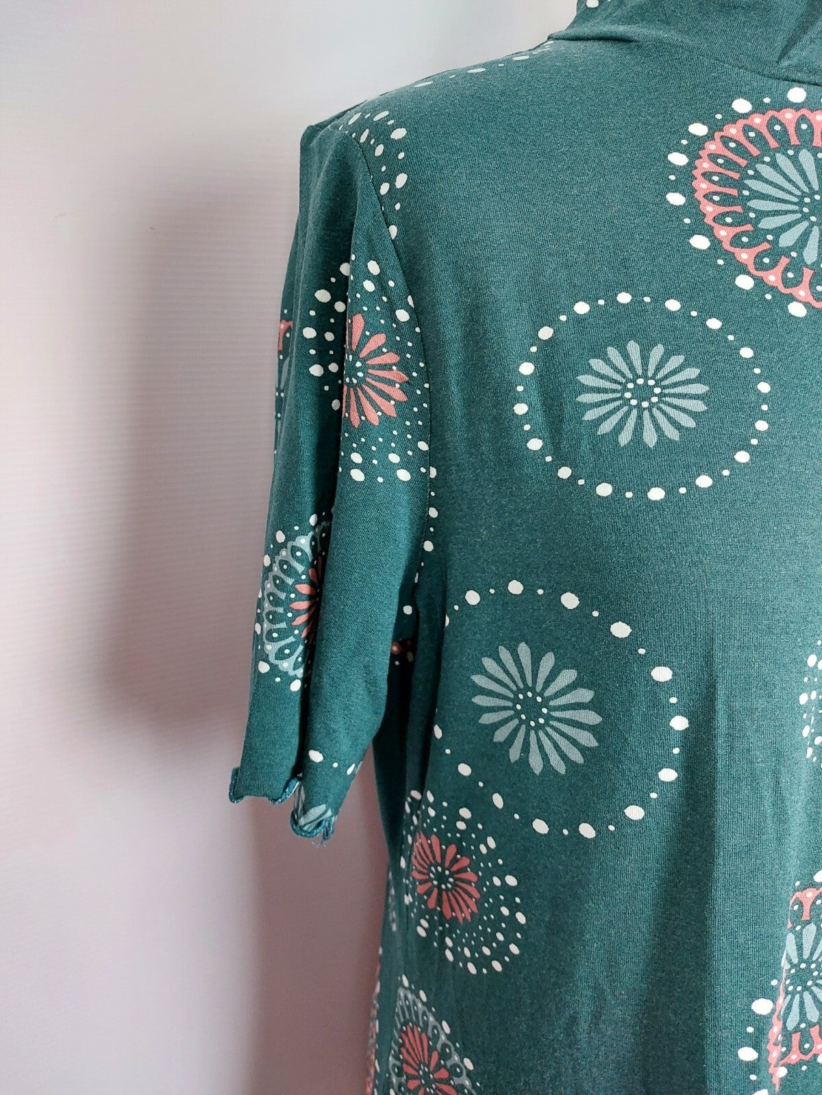 EK0898 Damen Kleid von Boysen´s, grün mit Blumen, Gr. 443