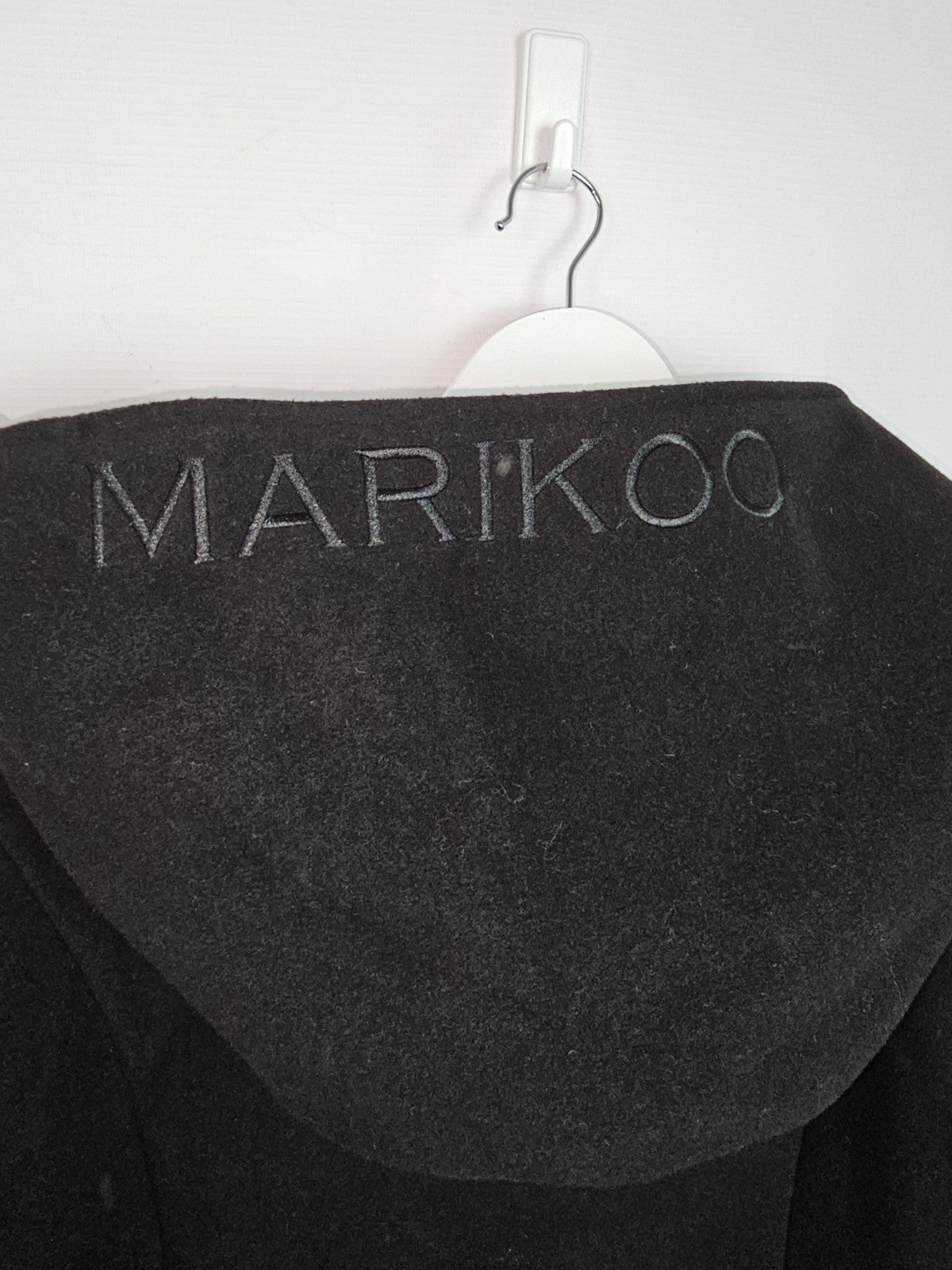 EK9386Edler Wintermantel in Wollmantel-Optik von Marikoo gr S schwarz3