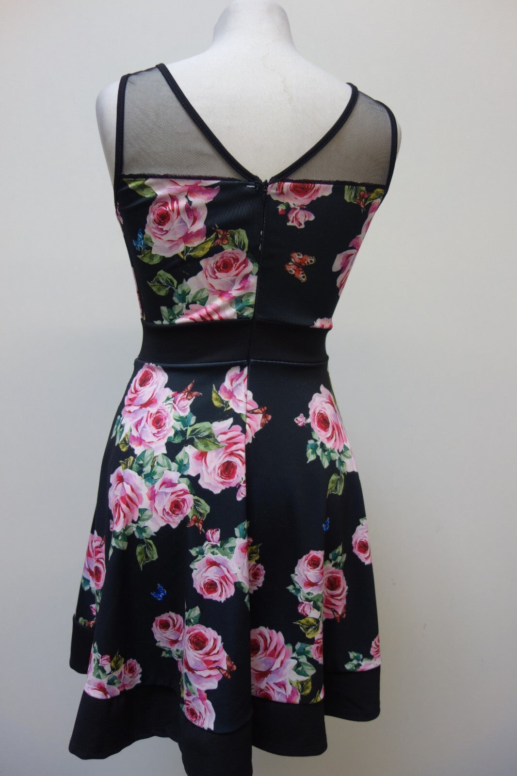 EK3680 Kleid mit Blumenmuster 3