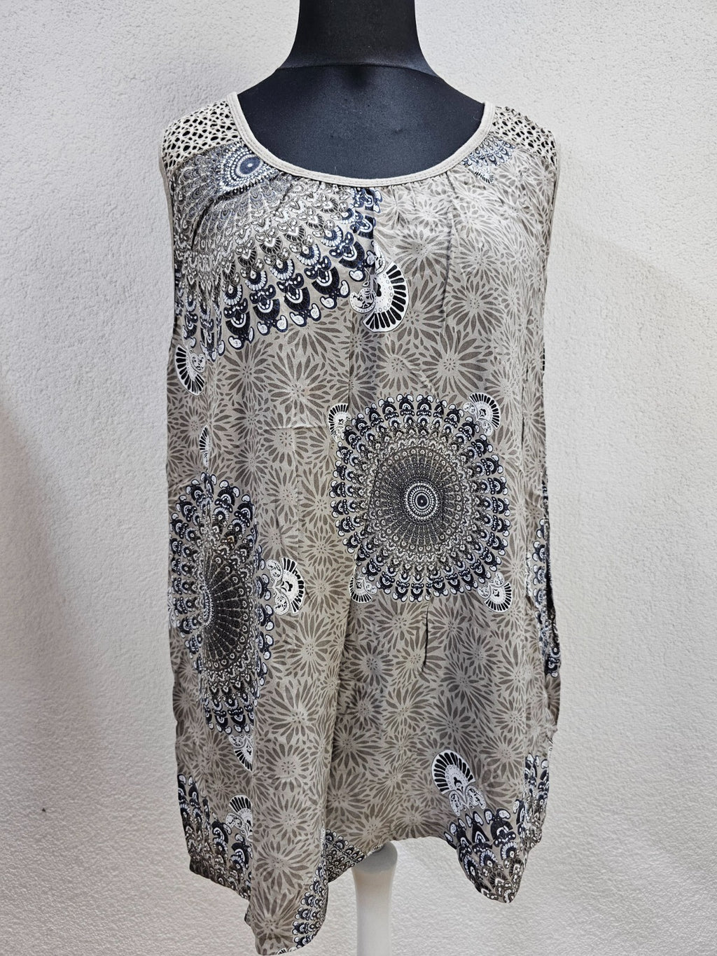 EK5911 Damen Shirt, graubraun, gemustert, Gr. 2XL0