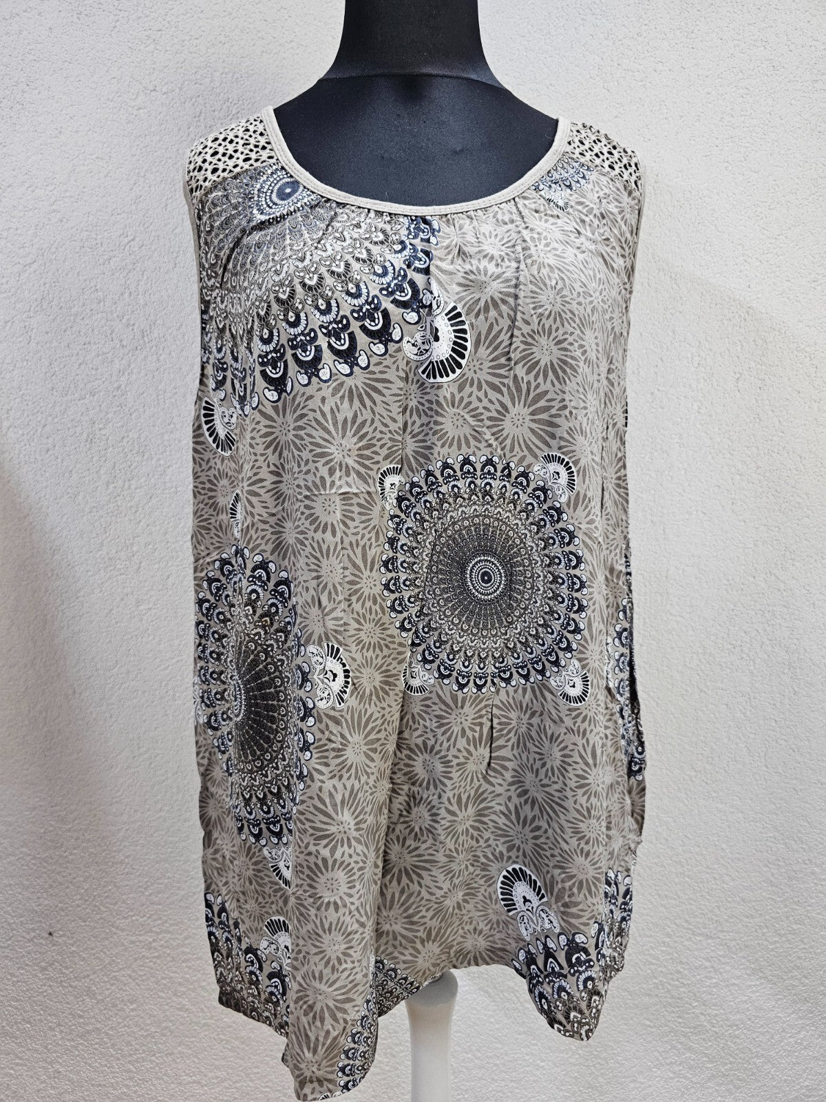 EK5911 Damen Shirt, graubraun, gemustert, Gr. 2XL0