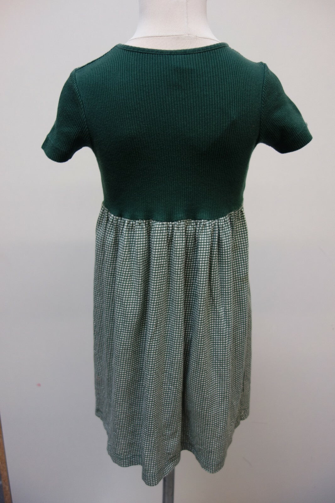 EK0330 Mädchen Kleid von Trigema, grün, GR 1044