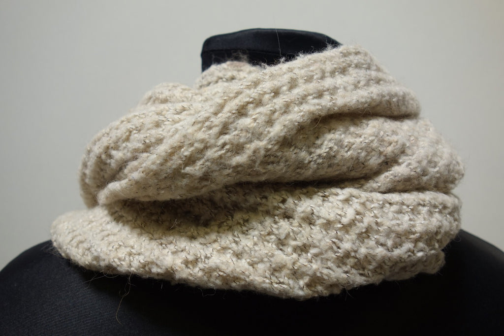 EK0861 Damen Schal in beige3