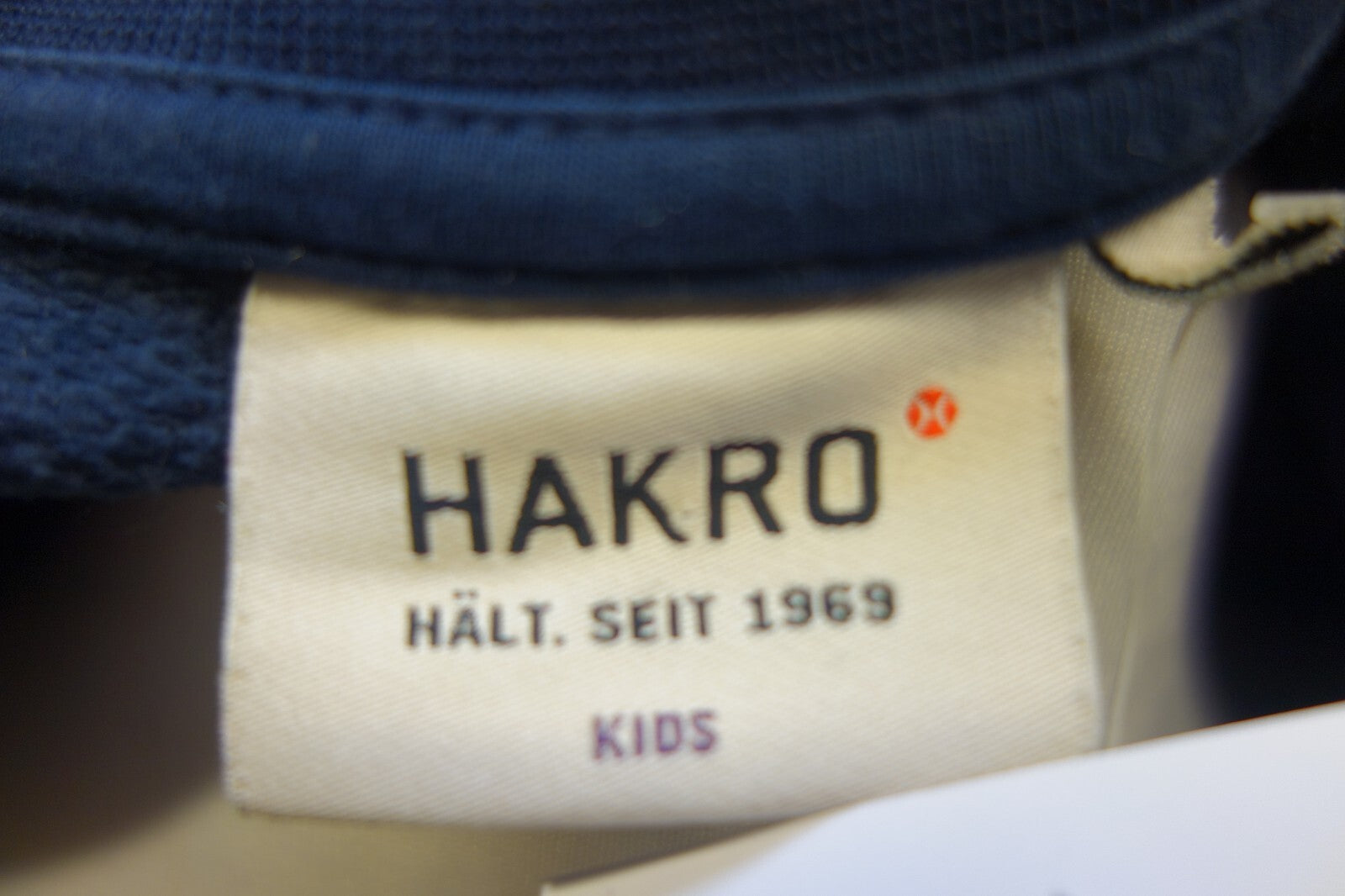 EK2452 Mädchen Pullover von Hakro, schwarz, Gr. 1644