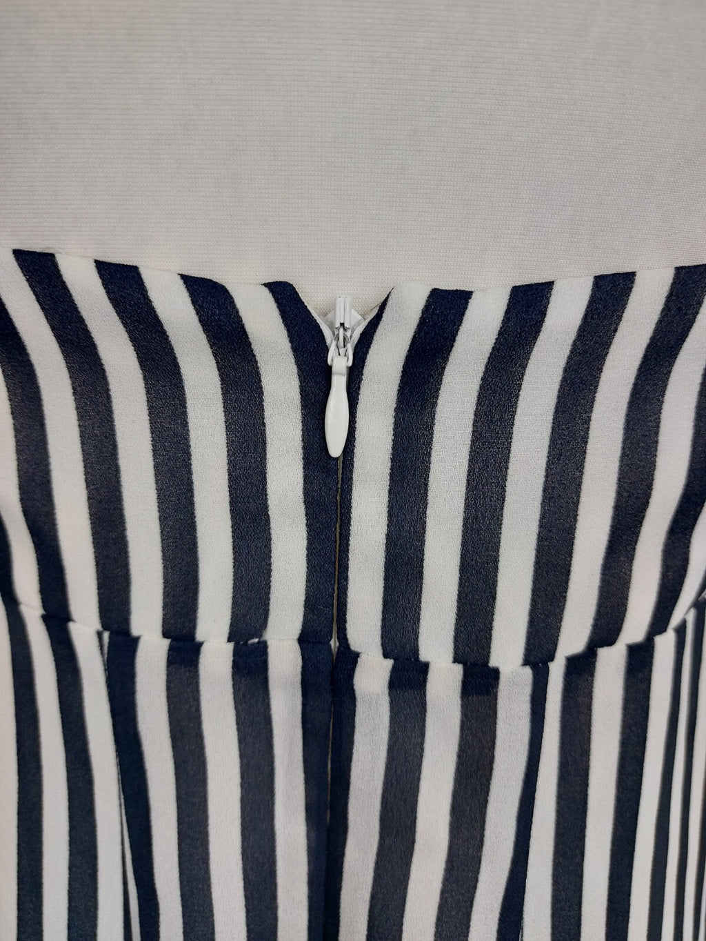 EK4487 Damen Kleid von Apart, Grau/weiß gestreift, Gr. 387