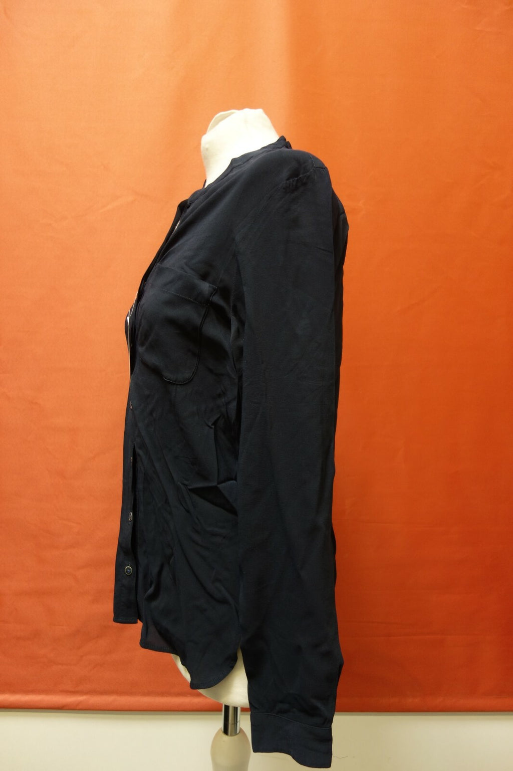 EK0022 Damen Bluse von Hugo Boss, dunkelblau, 342