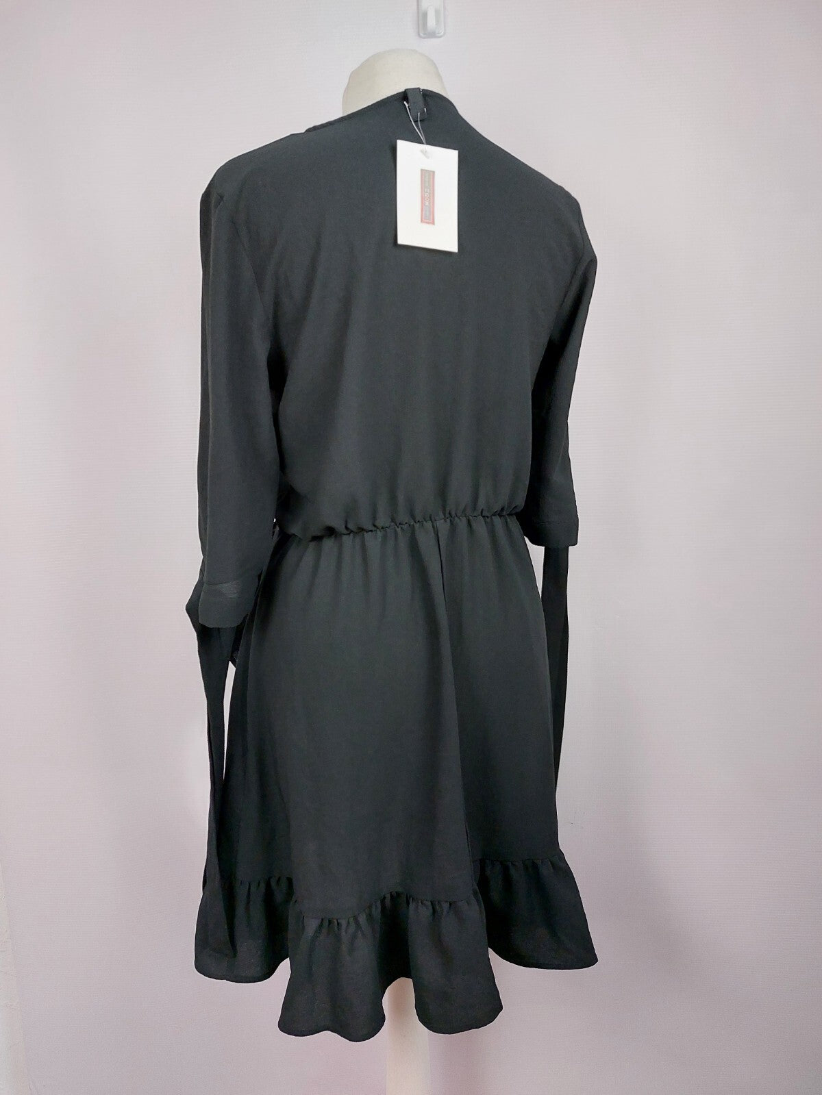 EK1781 Damen Kleid von Divided, schwarz, Gr. 385