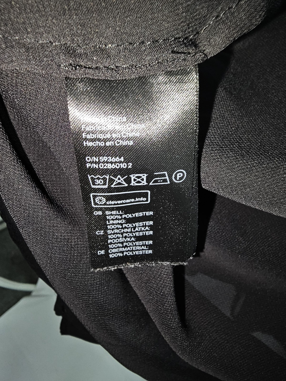 EK8388 Damen Bluse von H&M, Schwarz, Gr. 345
