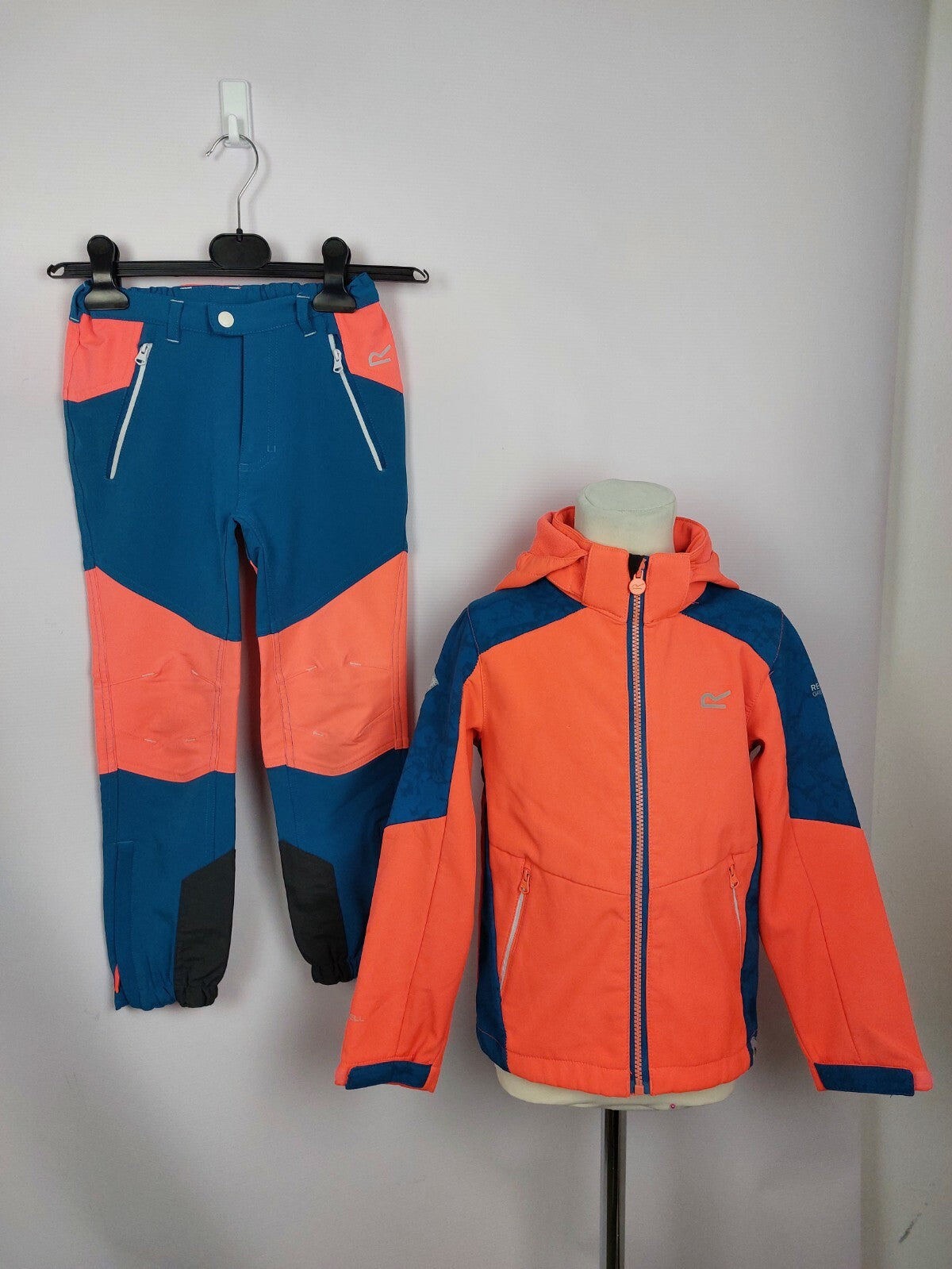 EK4376 Kinder Jogginganzug von Regatta, mehrfarbig, Gr. 1280