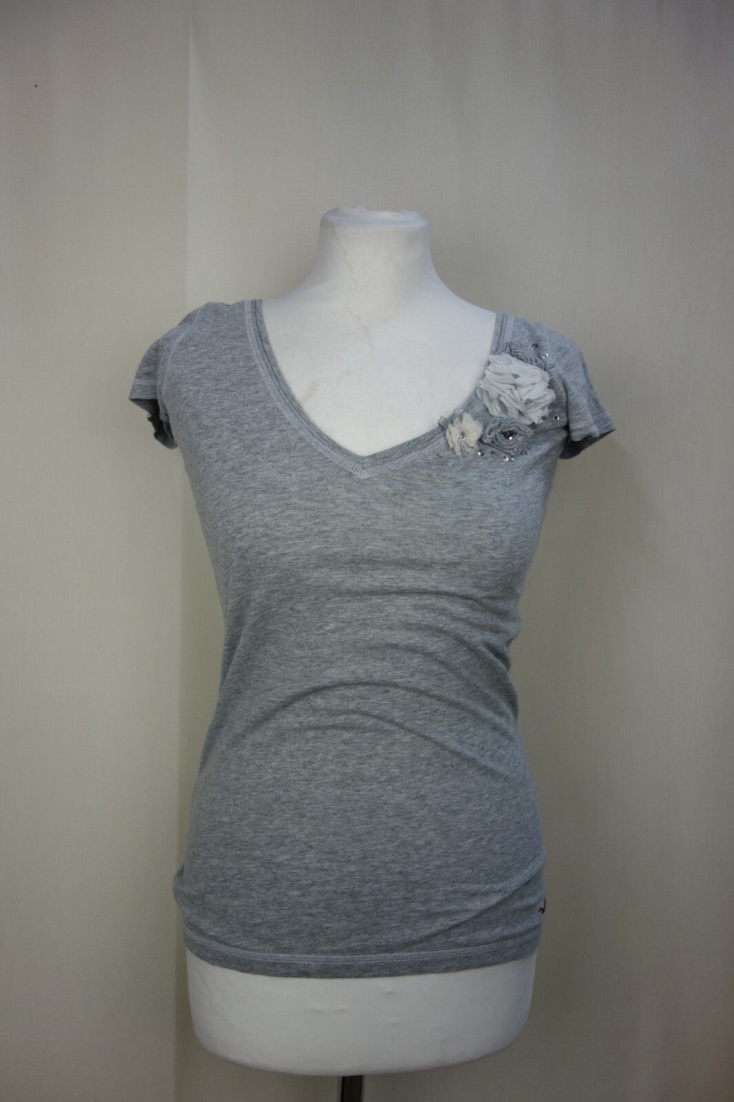 EK3947 Damen T-Shirt von Hollister, grau, Gr.XS6
