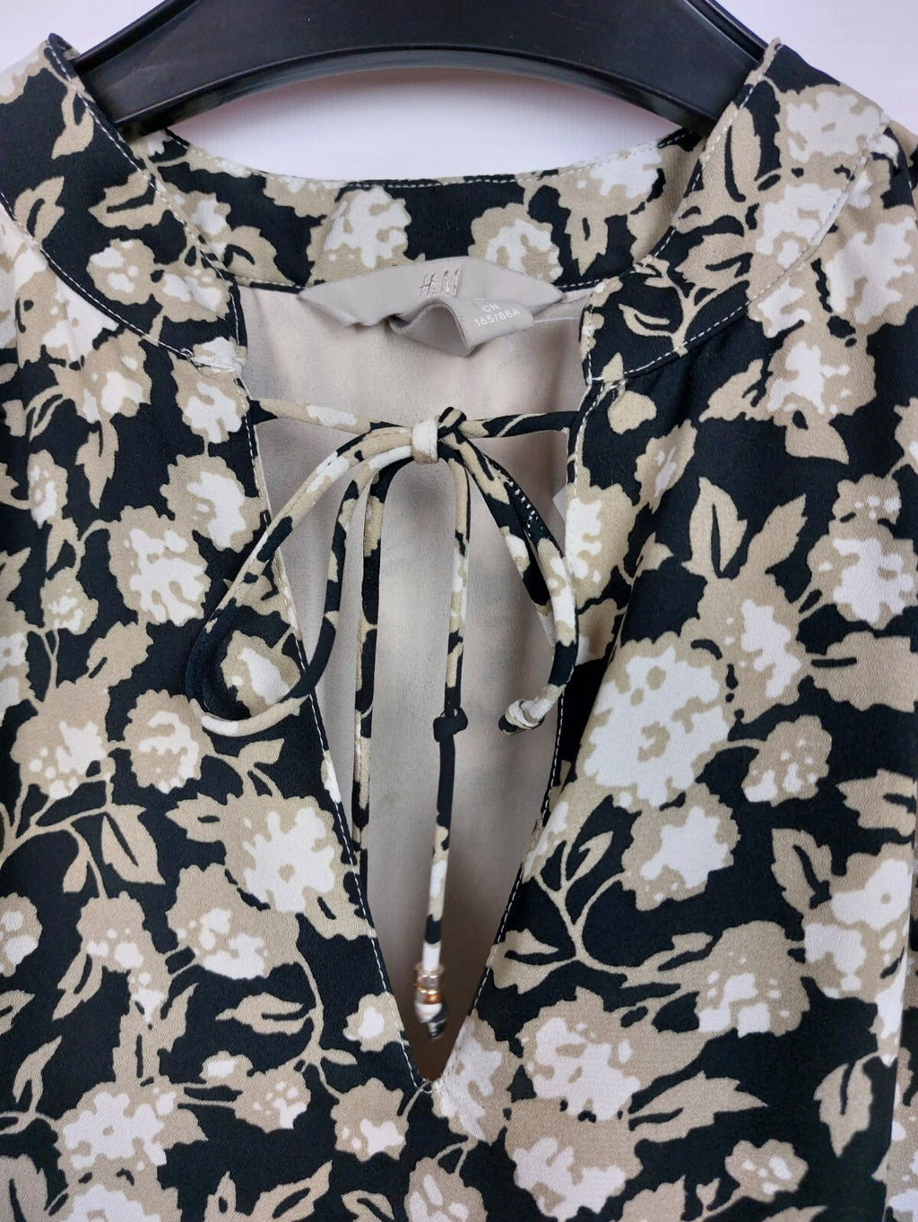EK4918 Damen Kleid von H&M, schwarz/beige, Gr. 383