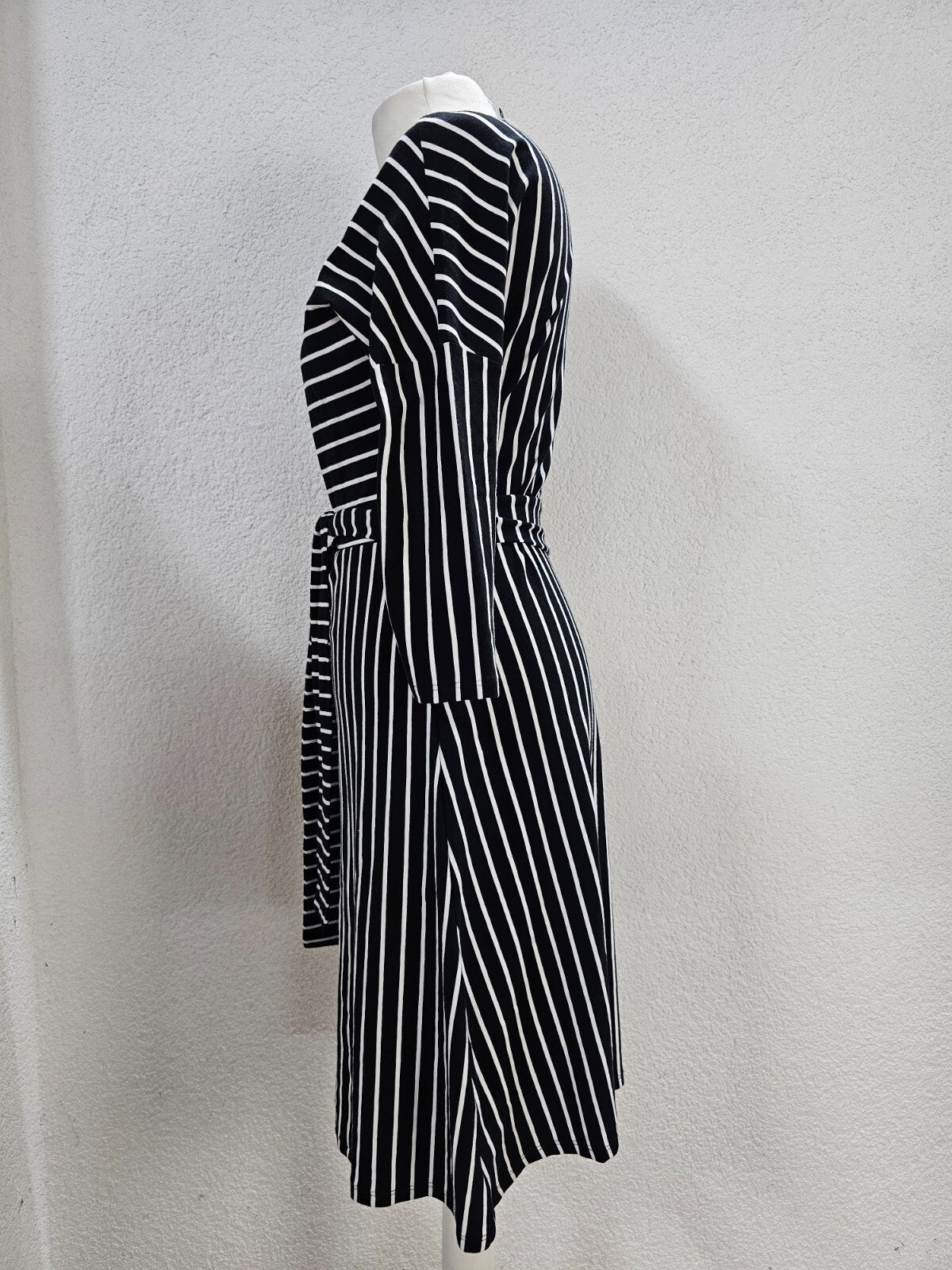 EK6329 Damen Kleid von She, schwarz, weiß gestreift, Gr. 363