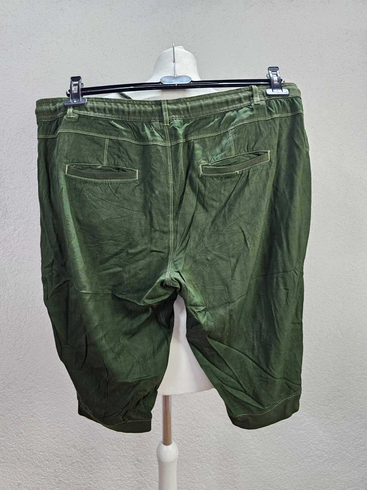 EK5795 Herren Shorts von Clockhouse, grün, Gr.485