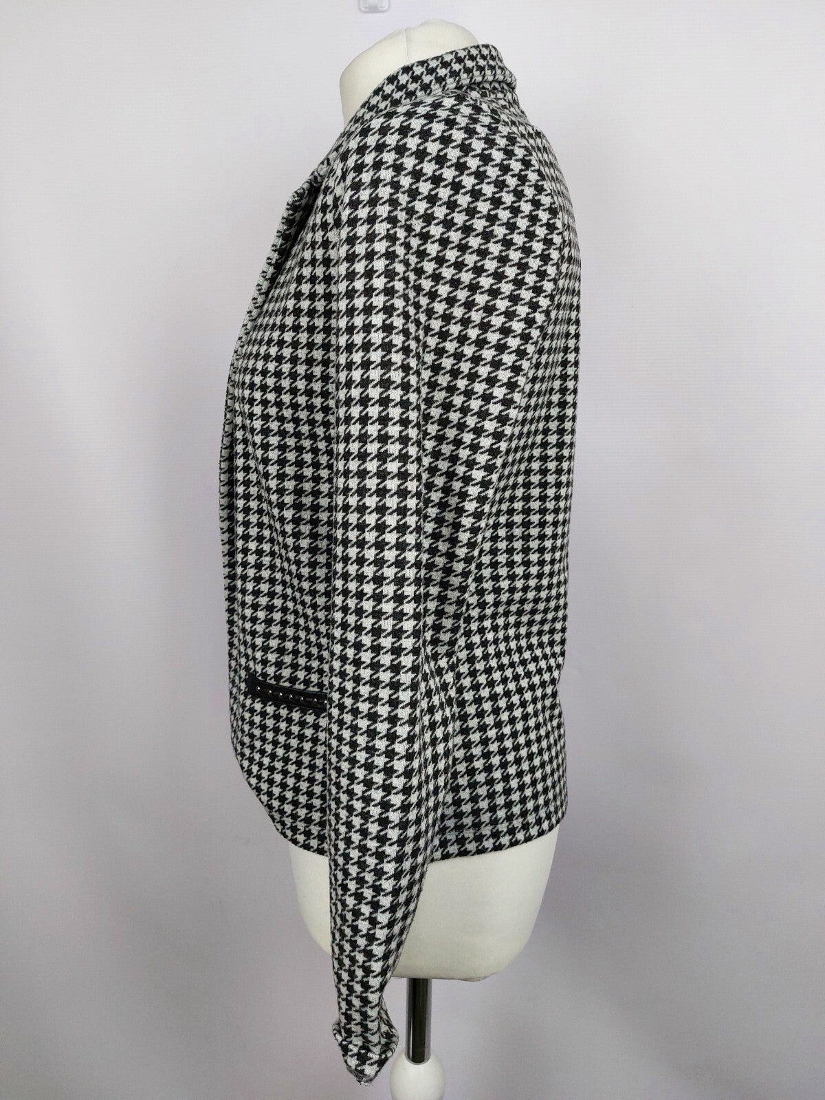 EK4408 Damen Jäckchen von Maison Scotch, schwarz/weiß, Gr. 14