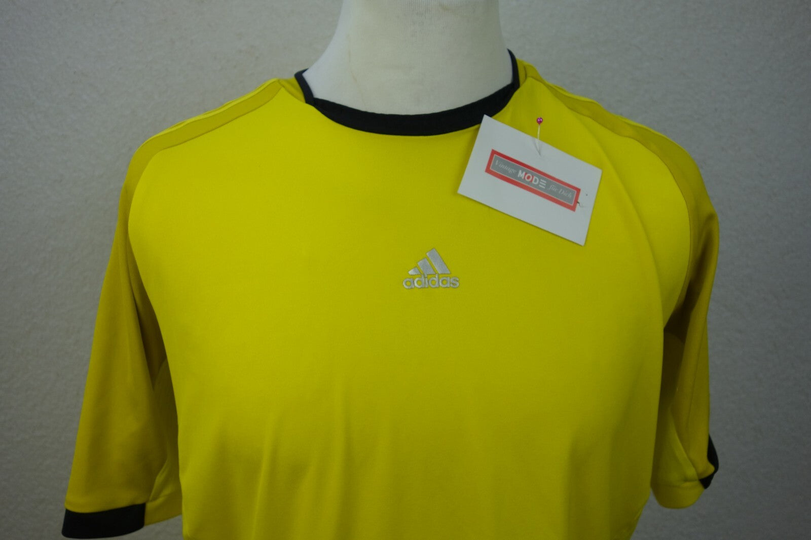 EK4201 Herren Trikot von Adidas, gelb, Gr. M1