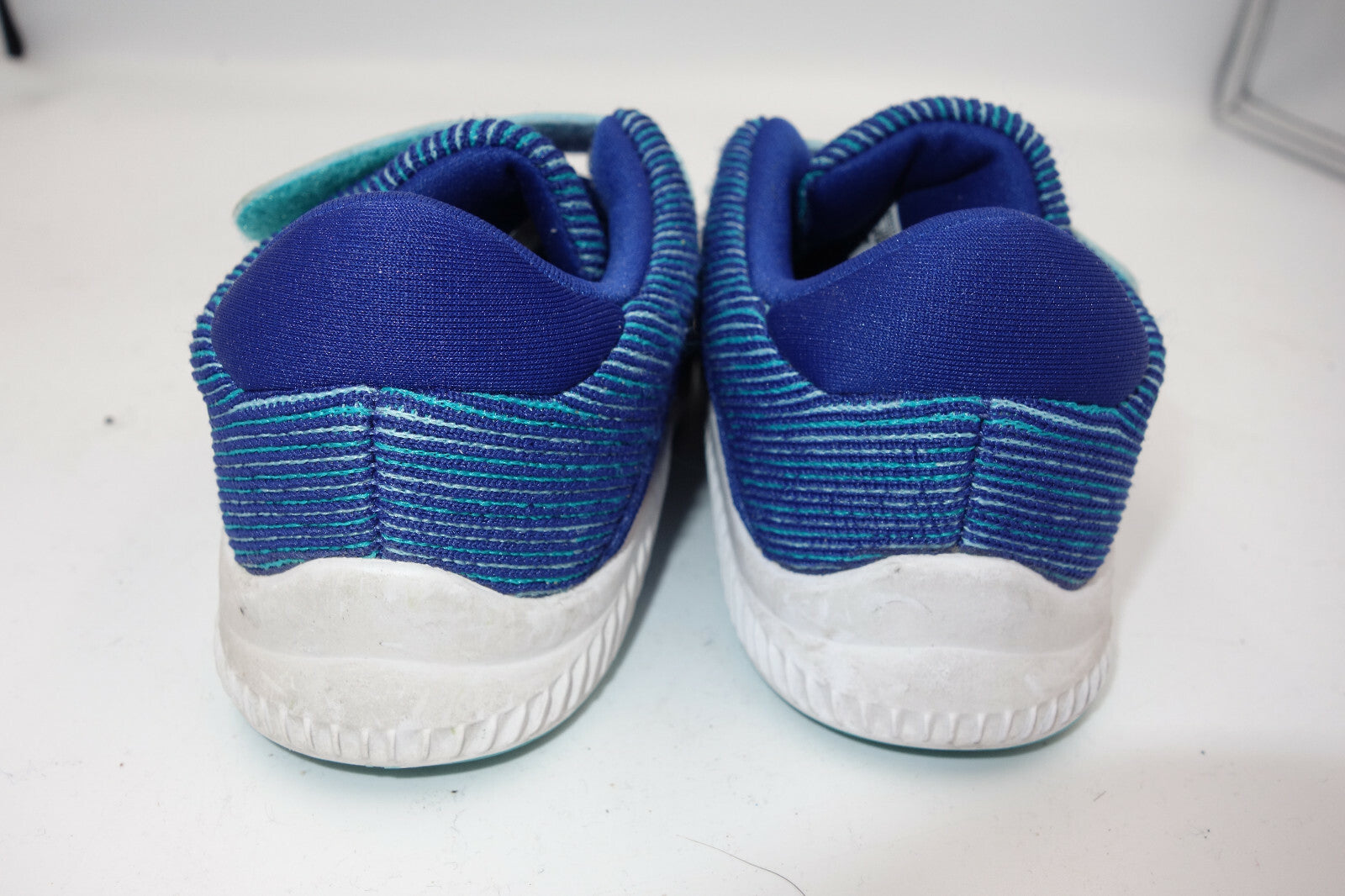 ES0430 Kinder Sneaker von adidas, blau, 233