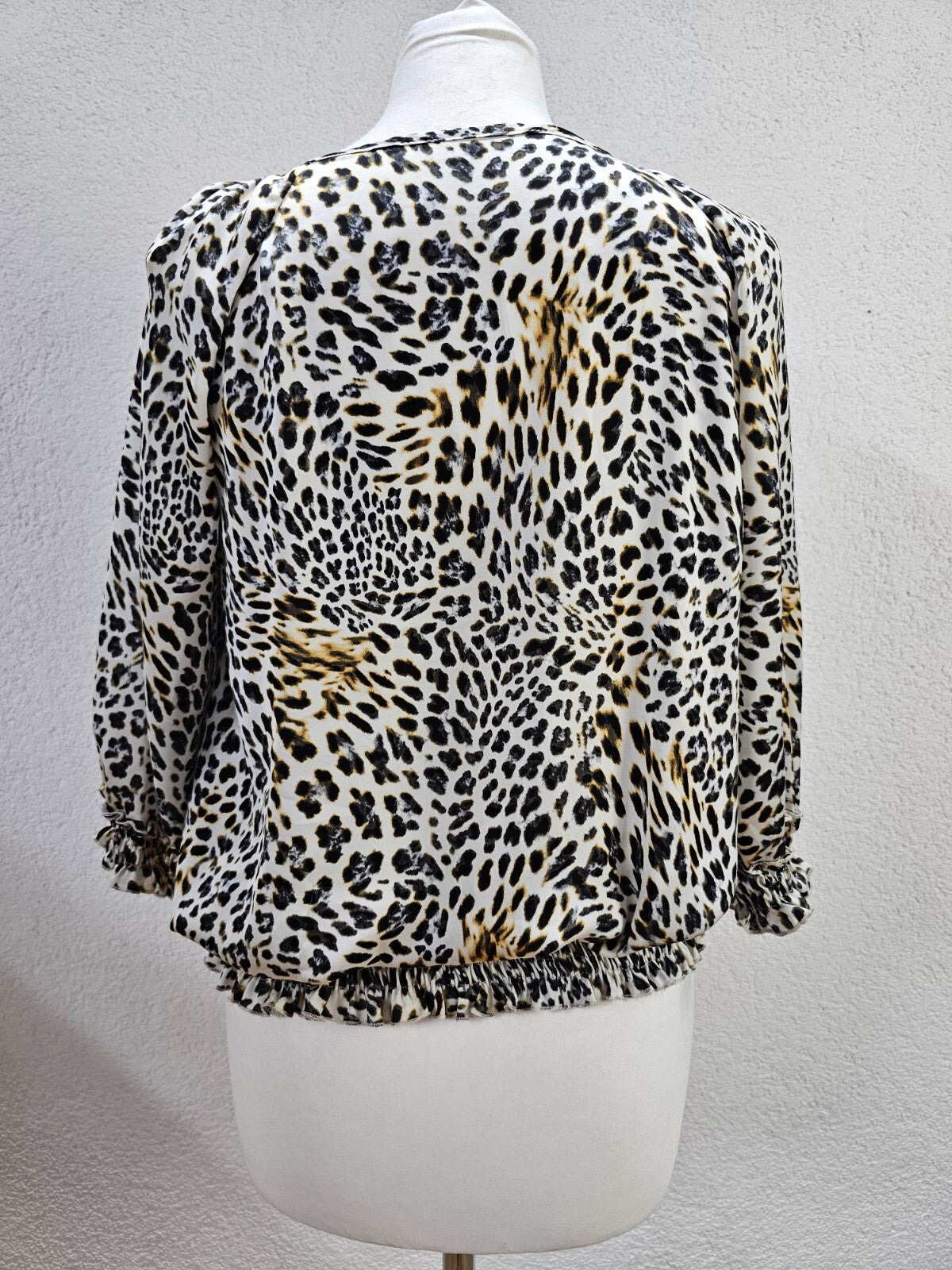 EK5779 Damen Bluse im leolook, Gr. S4