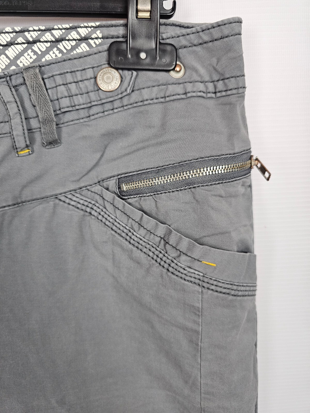 EK5687 Damen  Capri Hose von Cecil, grau, Gr. W344