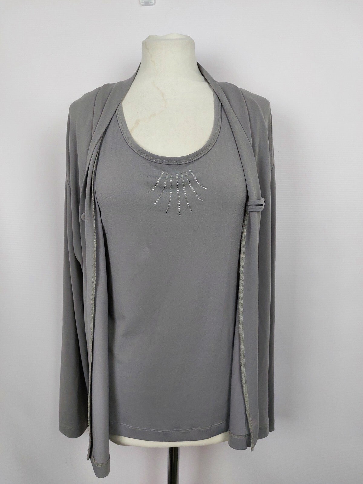EK4417 Damen Set (Top + Jäckchen) von Helena Vera, grau, Gr. 400