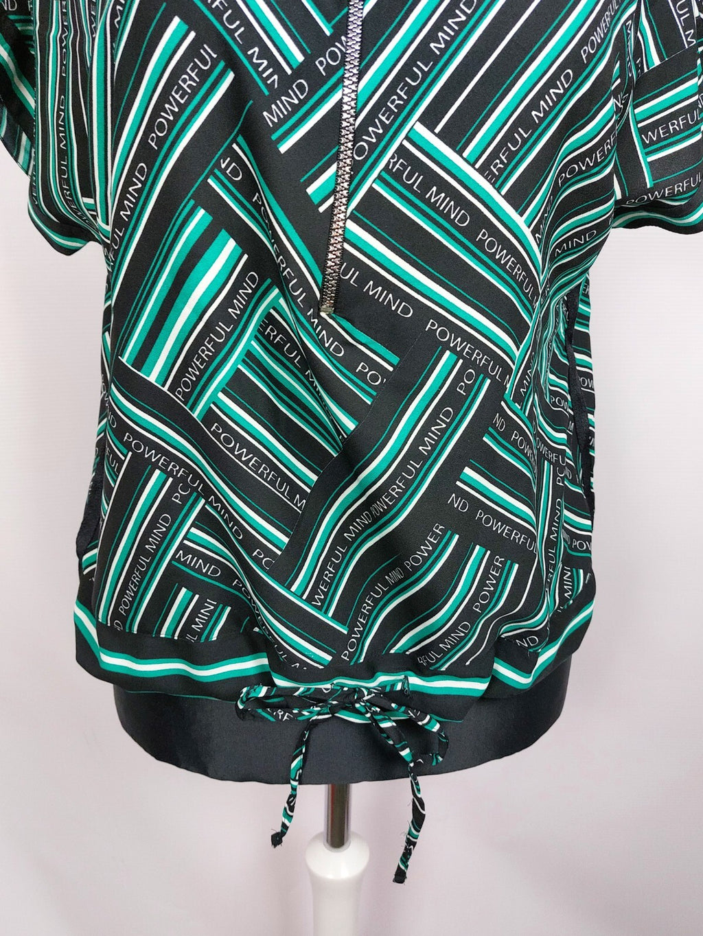 EK0910 Damen Bluse, schwarz/grün/weiß, Gr. 422