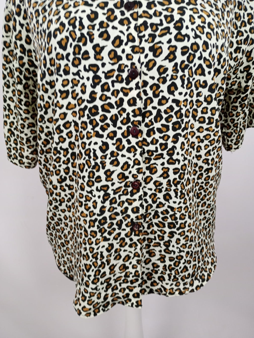 EK2305 Damen Bluse von Prianka´s, leoprint, G. XXL2