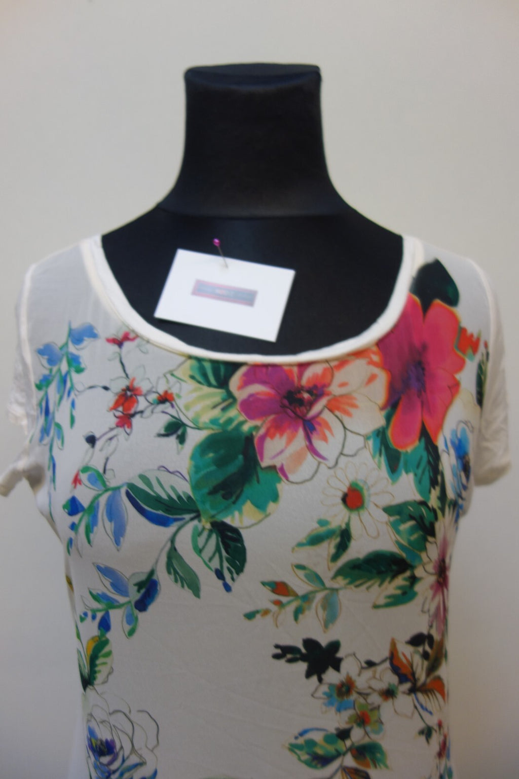 EK0367 Damen T-Shirt von Expresso, beige mit Blumen, Gr. L1