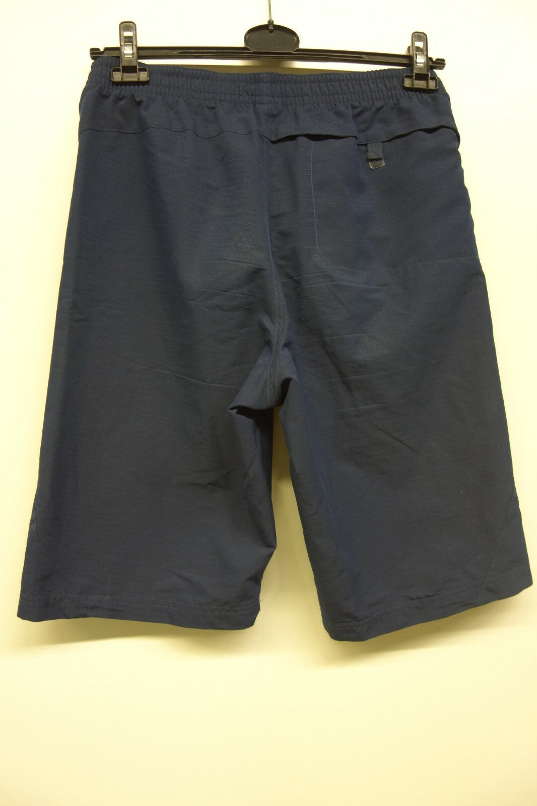 EK3892 Herren Shorts von Nike, dunkelblau, Gr. S1