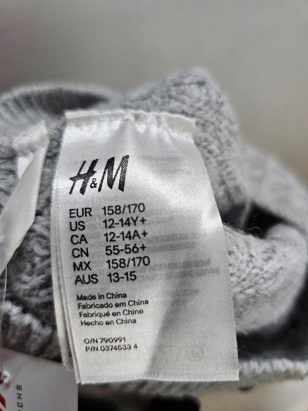 EK6366 Mädchen Mütze von H&M, grau, Gr.158/1703