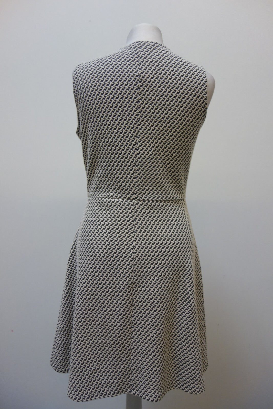 EK1339 Damen Kleid von Mango, Gr. M3