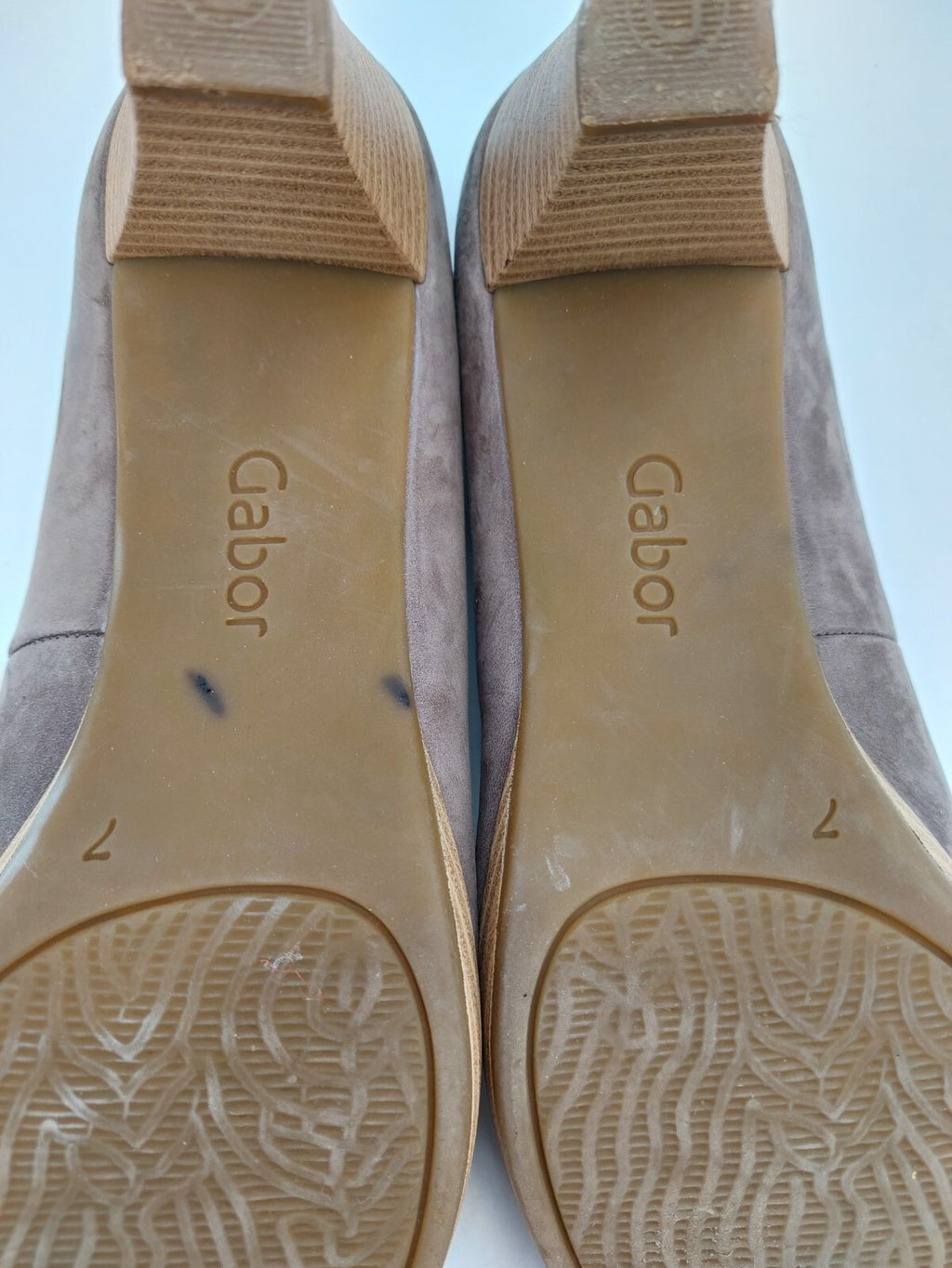 ES0449 Damen Pumps von Gabor, beigegrau, Gr. 7 (EU 40,5)7