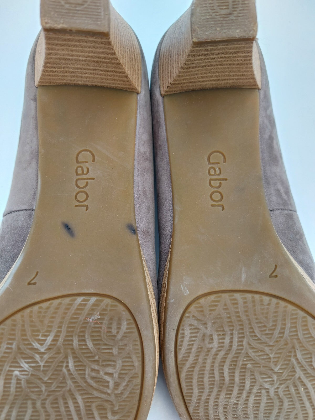 ES0449 Damen Pumps von Gabor, beigegrau, Gr. 7 (EU 40,5)7