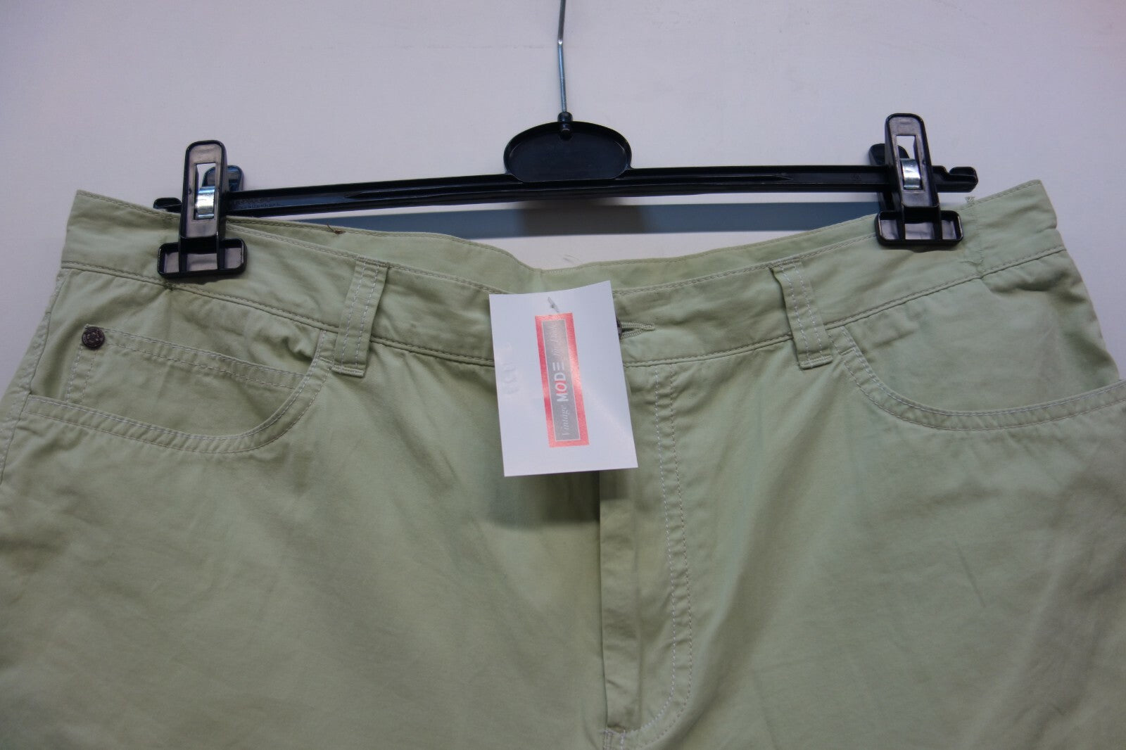 EK1129 Herren Shorts von Burlington, hellgrün1