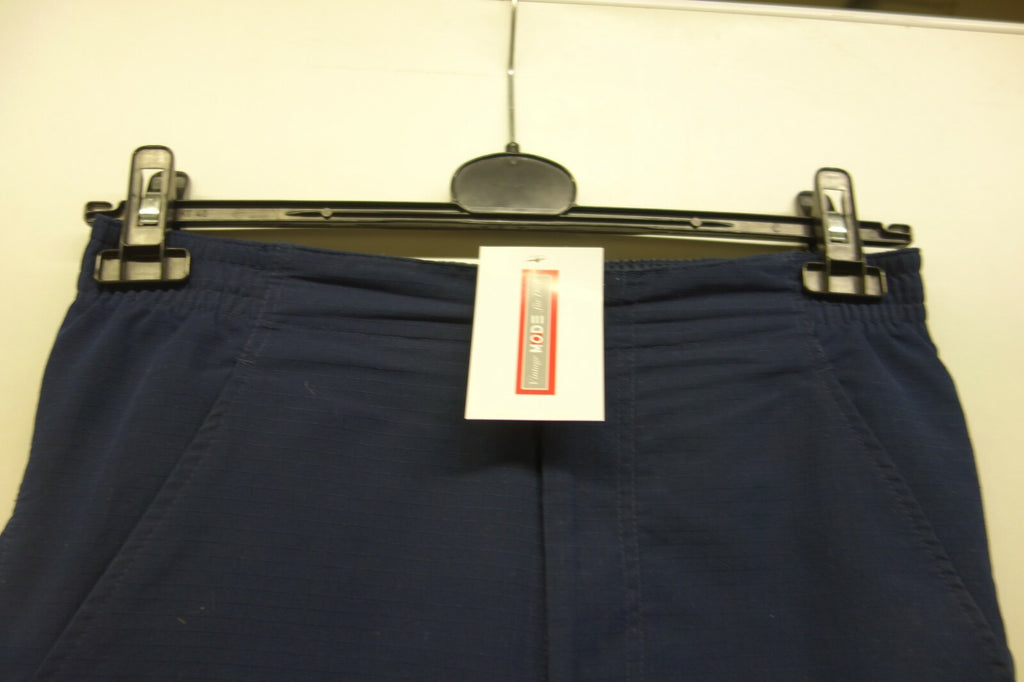 EK3892 Herren Shorts von Nike, dunkelblau, Gr. S2