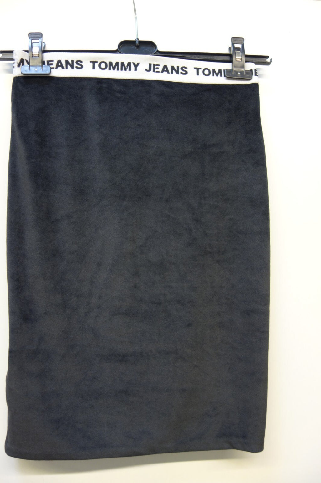 EK2517 Damen Rock von Tommy Jeans, samtig schwarz, Gr. S3