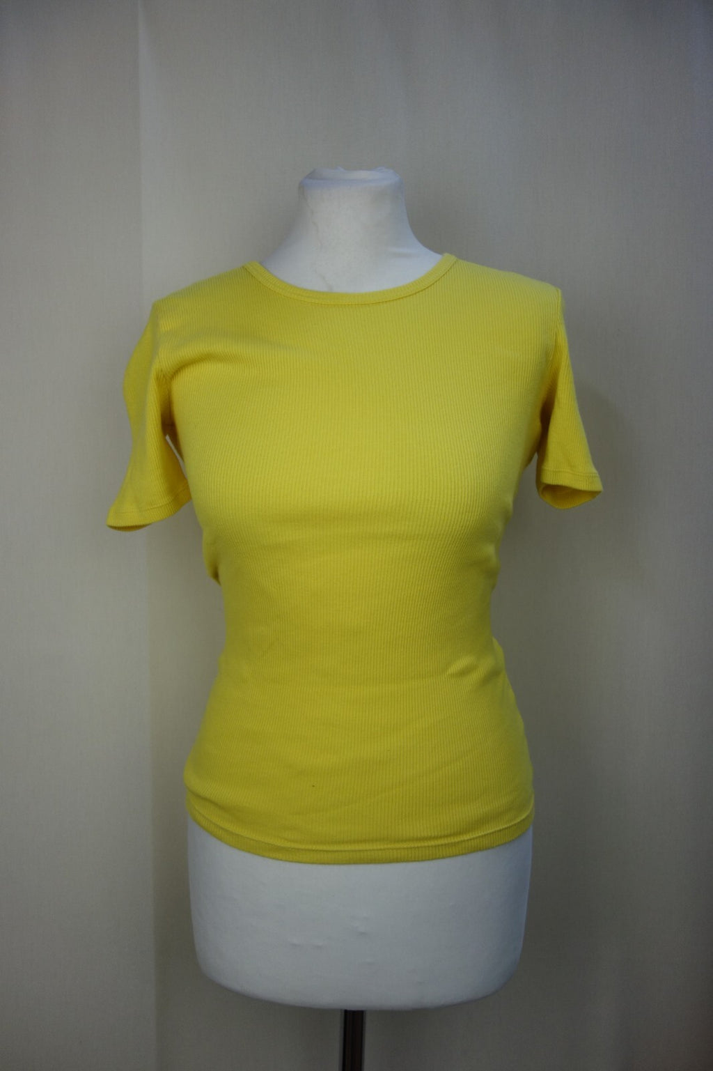 EK3945 Damen T-Shirt von United Colors of Benetton, gelb, S0