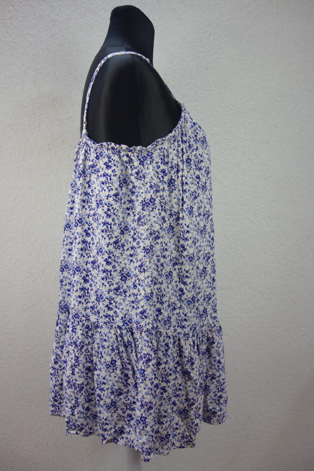 EK3001 Damen Kleid von H&M, blau geblümt, Gr. L2