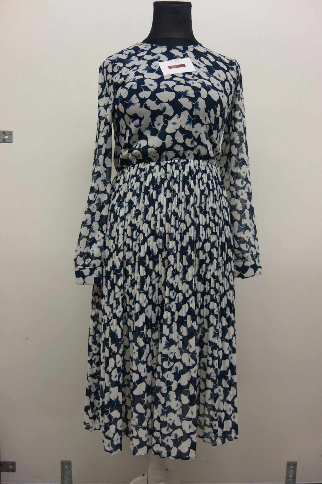 EK2619 Damen Kleid von Vero Moda, Gr. S0