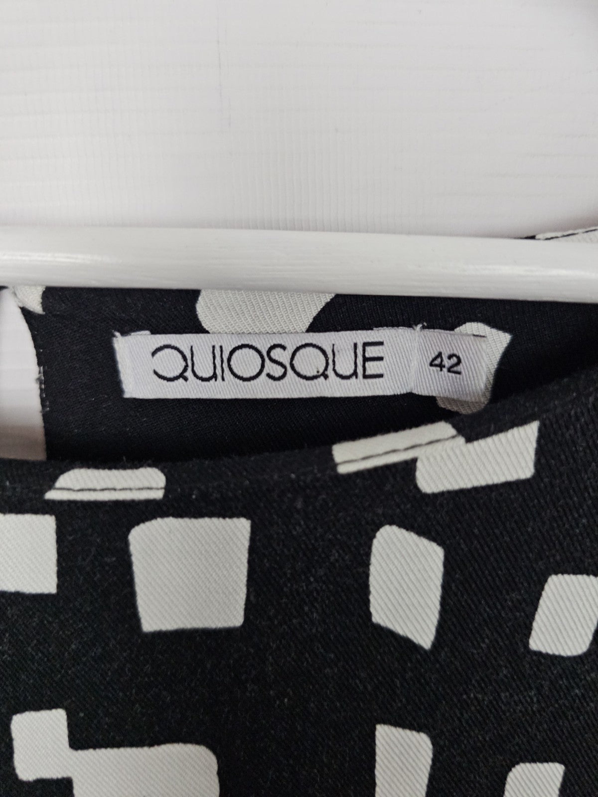 EK9171 Damen Kleid von Quiosque, Schwarz/Weiß, Gr. 423
