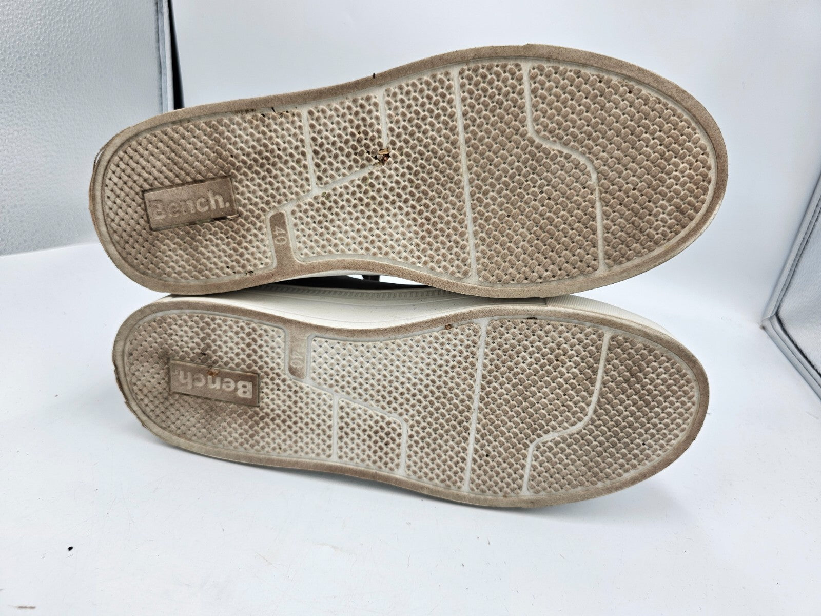 ES0064 Unisex Sneaker von Bench, grau, Gr. 408