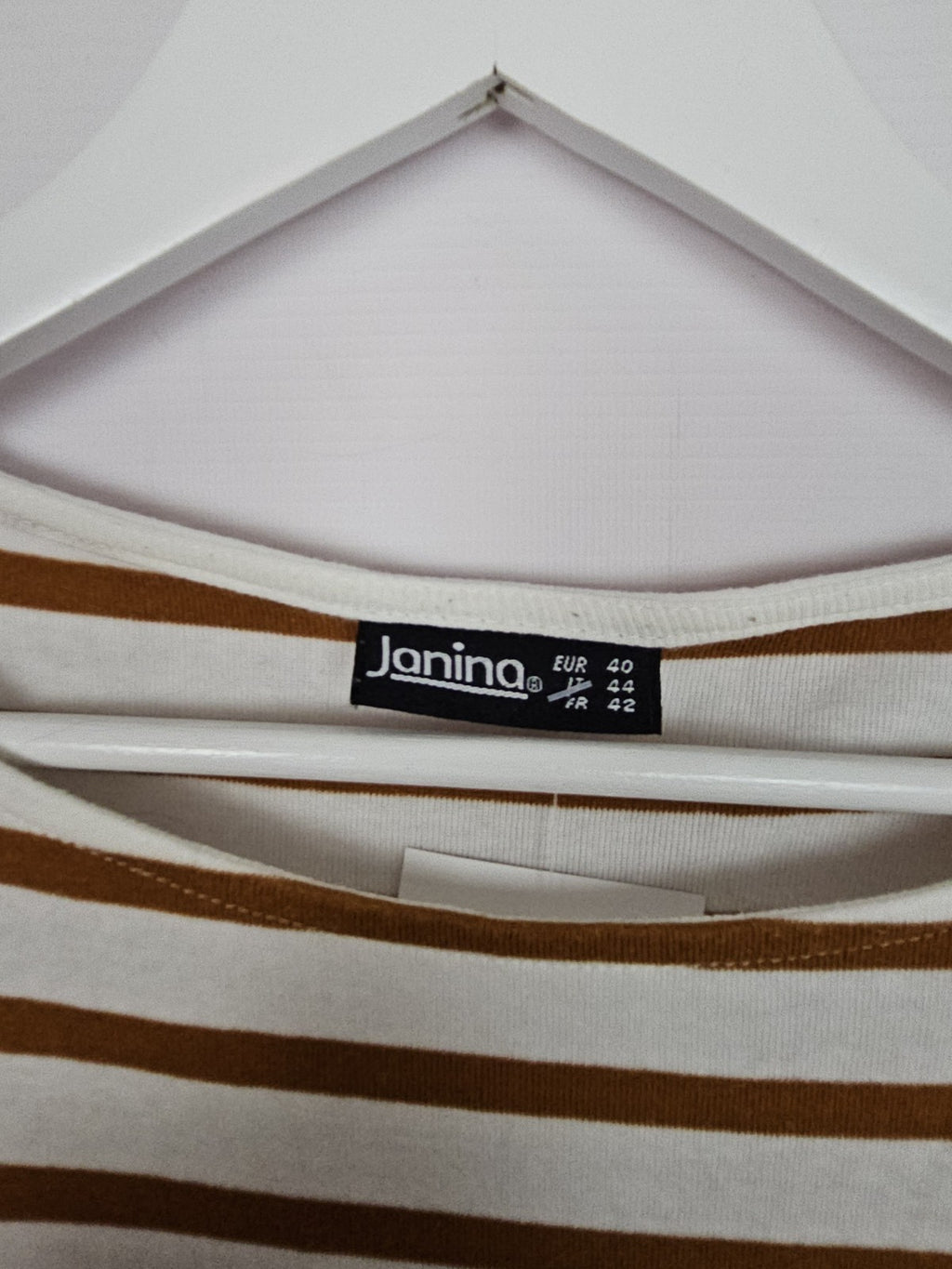 EK9538 Damen Sweatshirt von Hanina, Weiß/Orange, Gr. 402