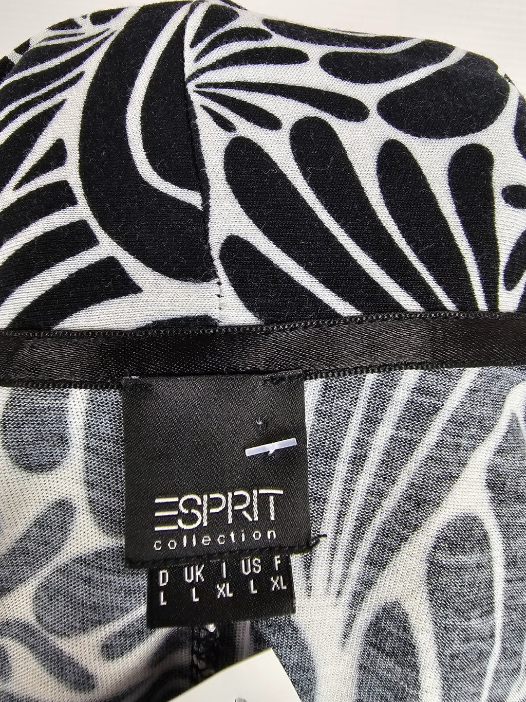EK0385 Damen Kleid von Esprit, schwarz/weiß, Gr. L9