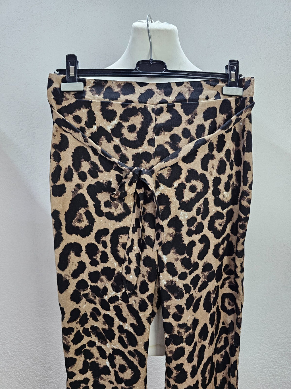 EK6063 Damen Hose von SheIn, braun-schwarz, Leo-Muster, Gr.S1