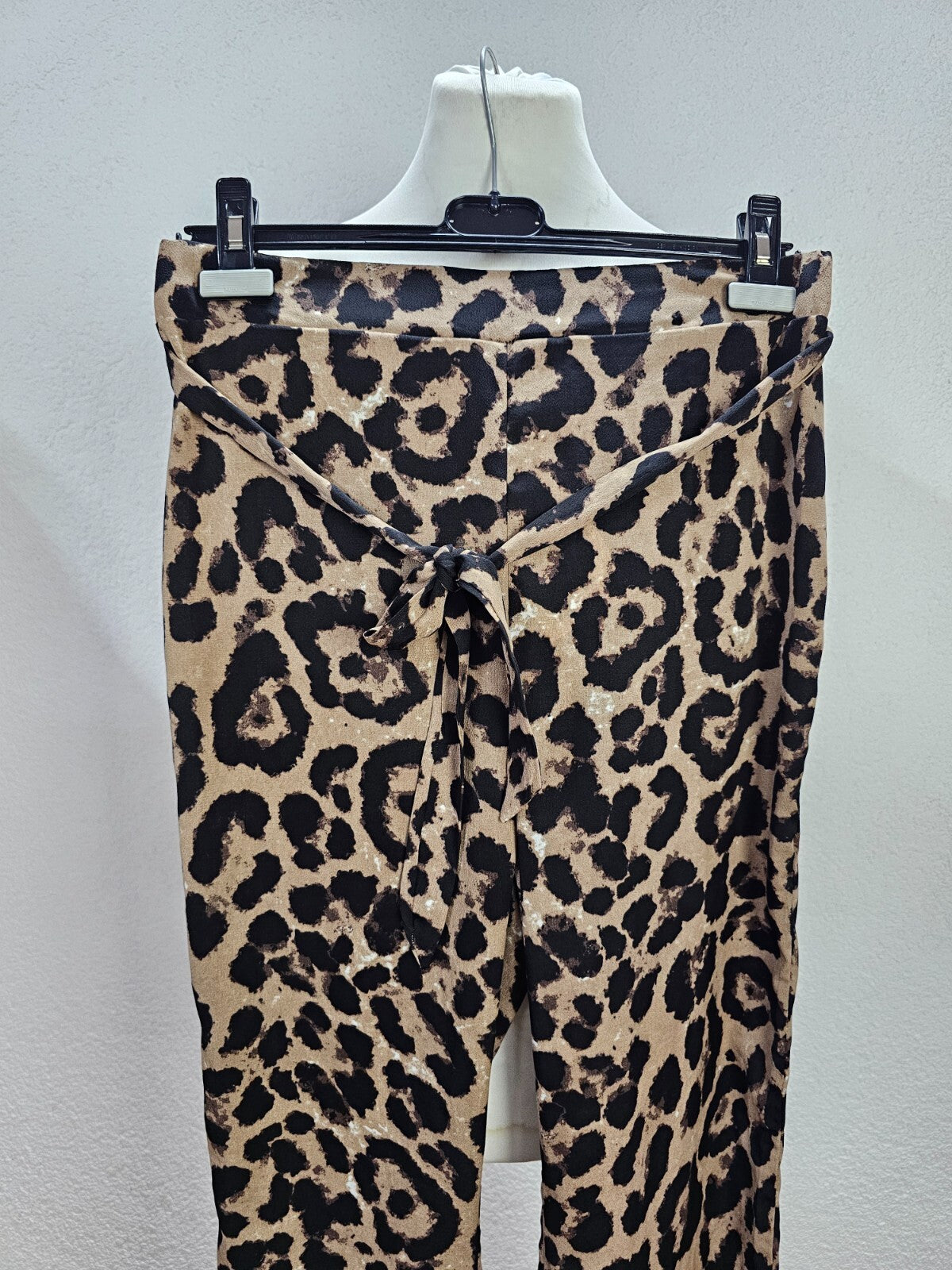 EK6063 Damen Hose von SheIn, braun-schwarz, Leo-Muster, Gr.S1